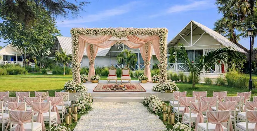 Beachside Destination Wedding in Daman