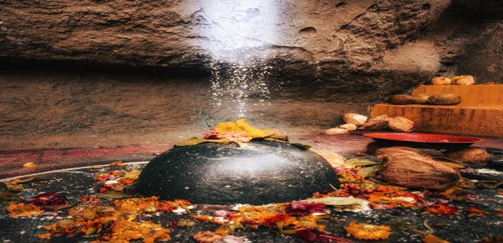 Gangeshwar Mahadev Temple in Diu
