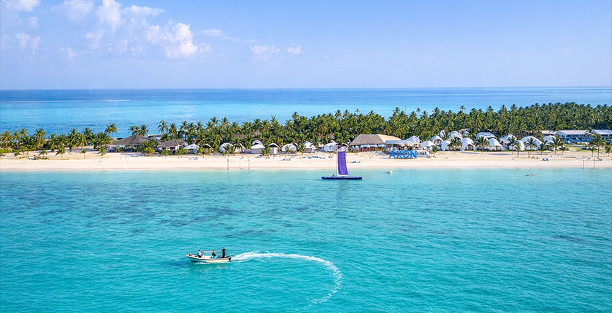Lakshadweep with Panoramic Ocean Views