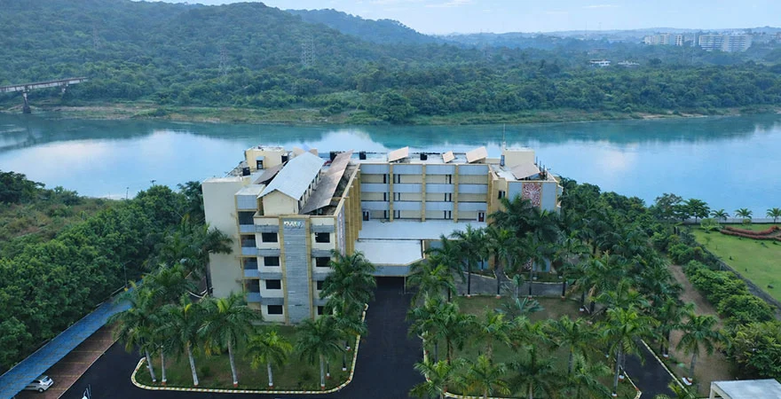 Luxury Resort in Silvassa