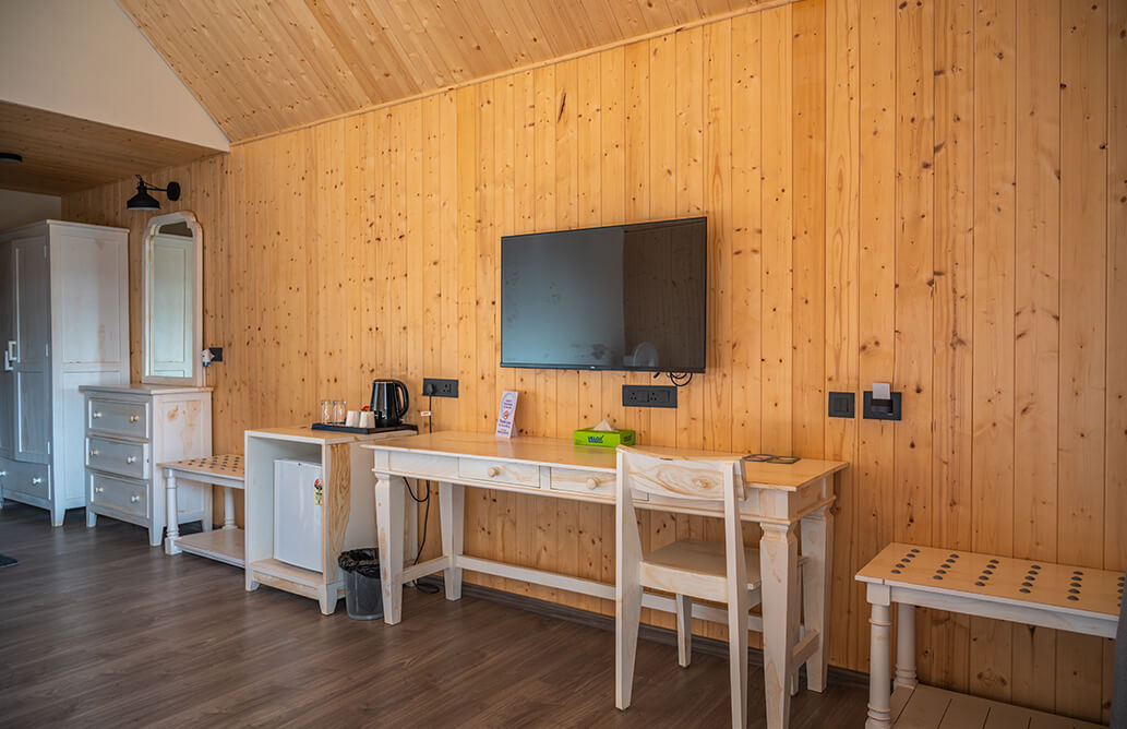 Lighthouse Beach Resort Royal Cottage